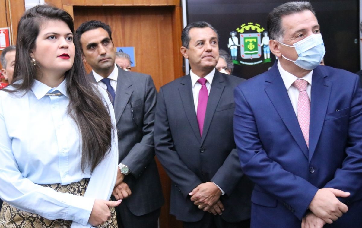 PSDB de Marconi cassa mandato de Aava Santiago