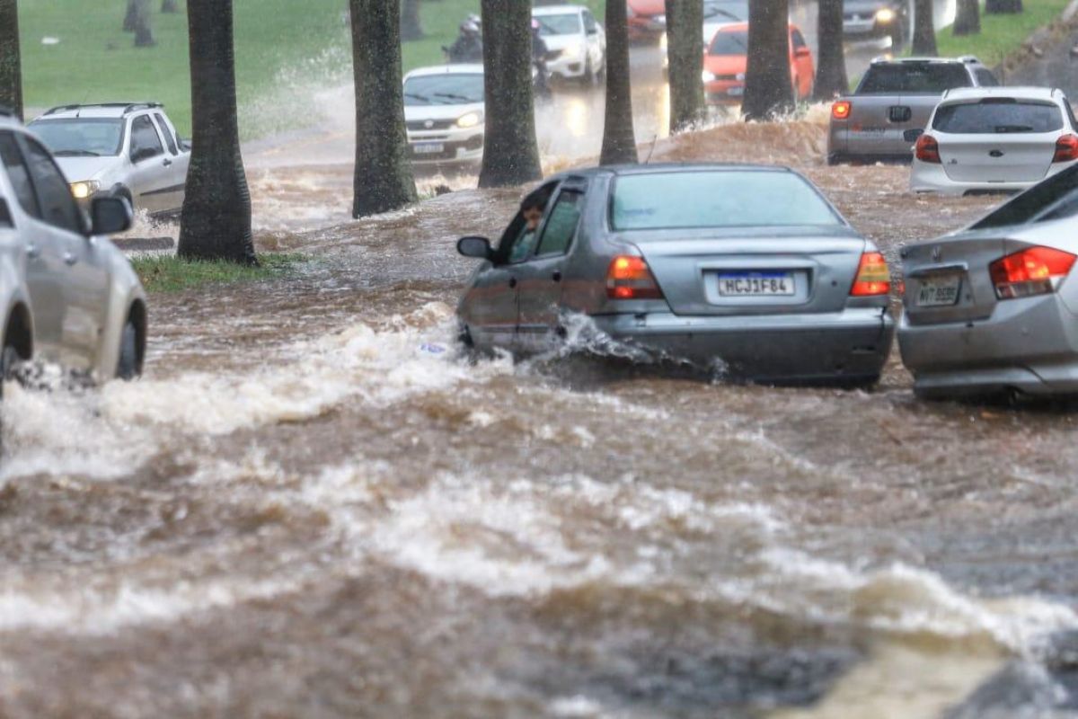Frente fria deve trazer chuvas a Goiás após mais de 100 dias de seca