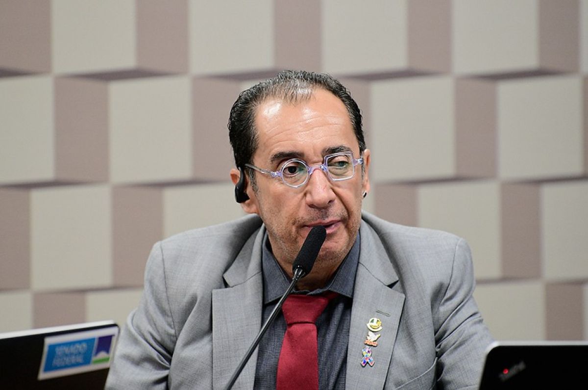 Kajuru diz que desistiu de ser candidato de novo ao Senado