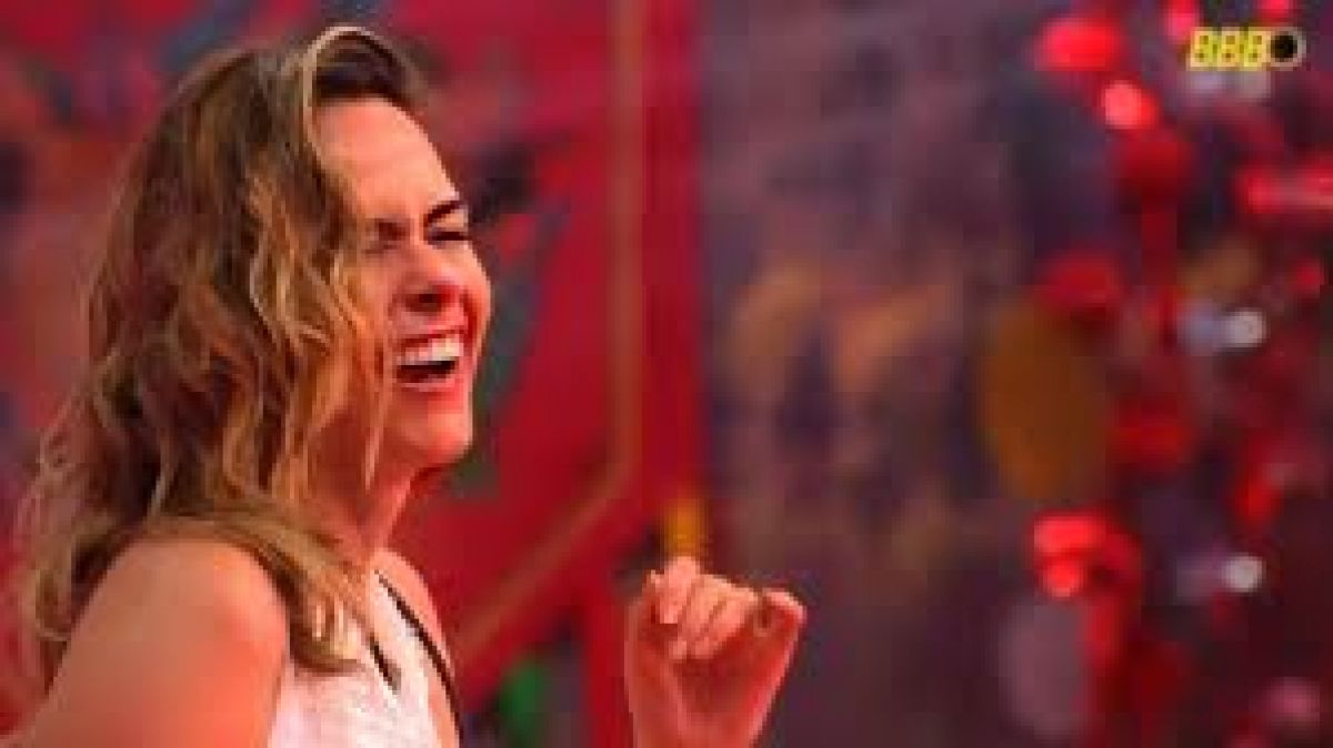 Progressista e antibolsonaro: conheça o perfil de Ana Paula, favorita ao título do BBB 26