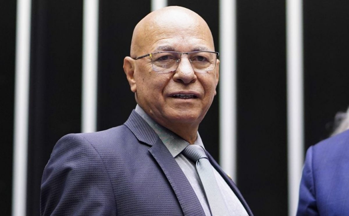 Se PEC da Blindagem for aprovada, Professor Alcides pode escapar de acusação na justiça
