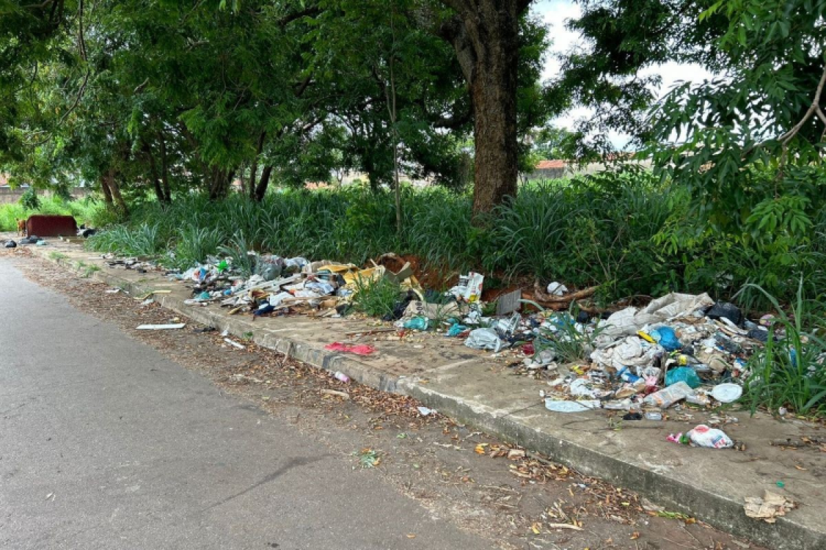 Descarte irregular de lixo atinge mil pontos em Goiânia