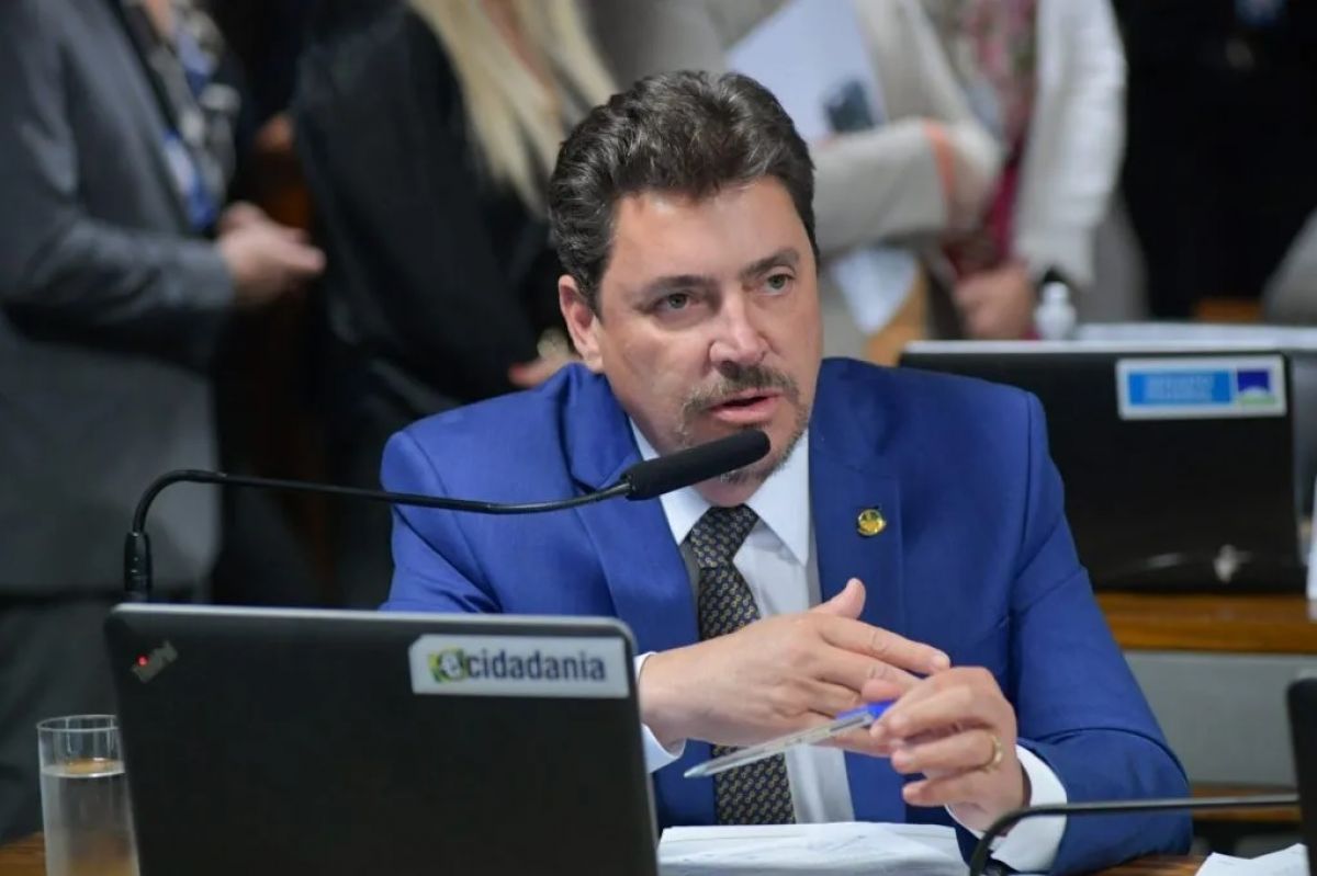 Projeto de Wilder definha com perda de aliados e pressão por aliança com Daniel Vilela