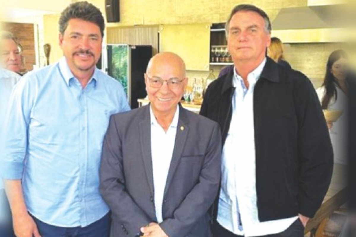 Até hoje Wilder Morais não saiu em defesa do candidato do PL derrotado em Aparecida