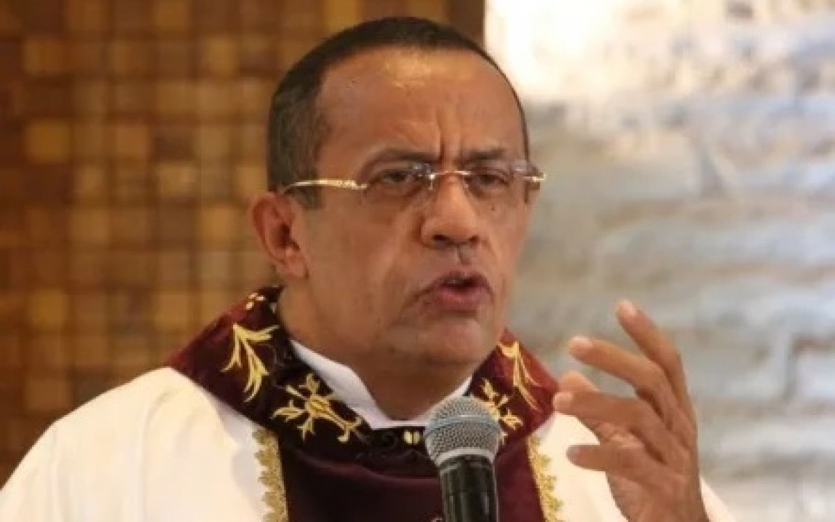 Padre é condenado à prisão e terá de devolver R$ 500 mil por furto em hospital