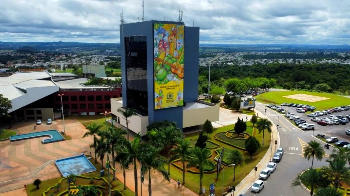 Prefeitura de Goiânia gasta R$ 1,2 milhão com treinamento de servidores
