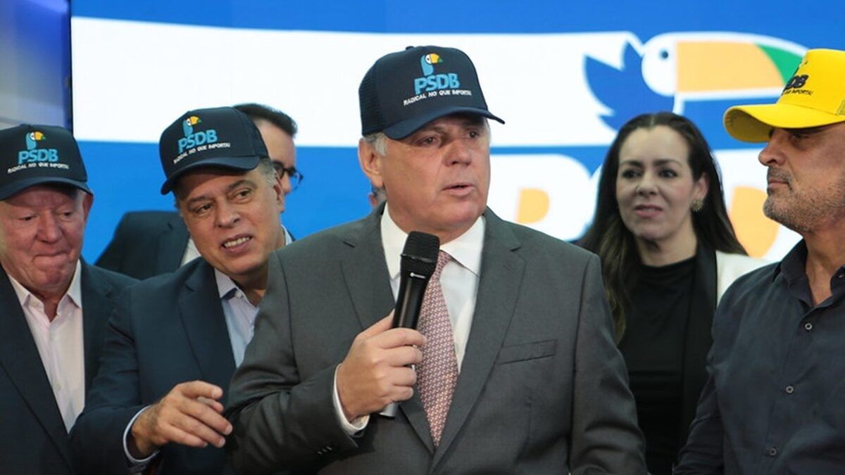 Marconi deixa presidência do PSDB após enfraquecer partido