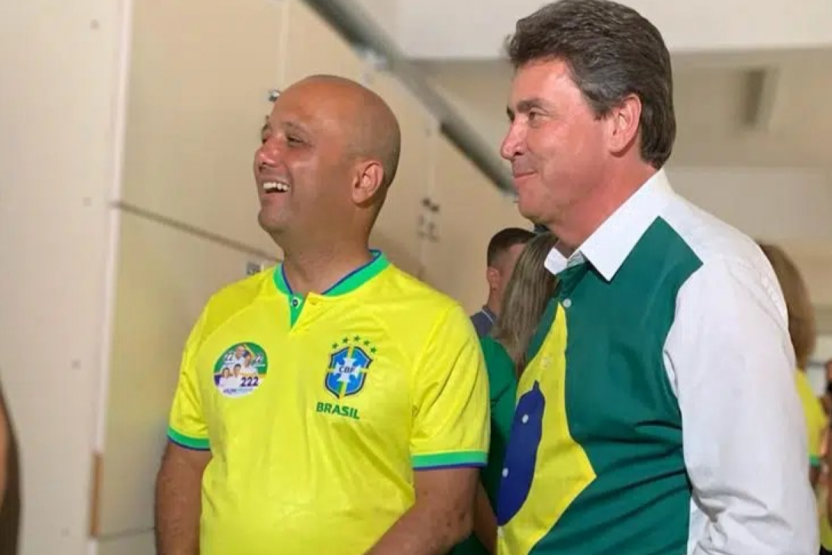 Faz um mês que o PL de Wilder brigou com Major Vitor Hugo mas acabou não fazendo nada