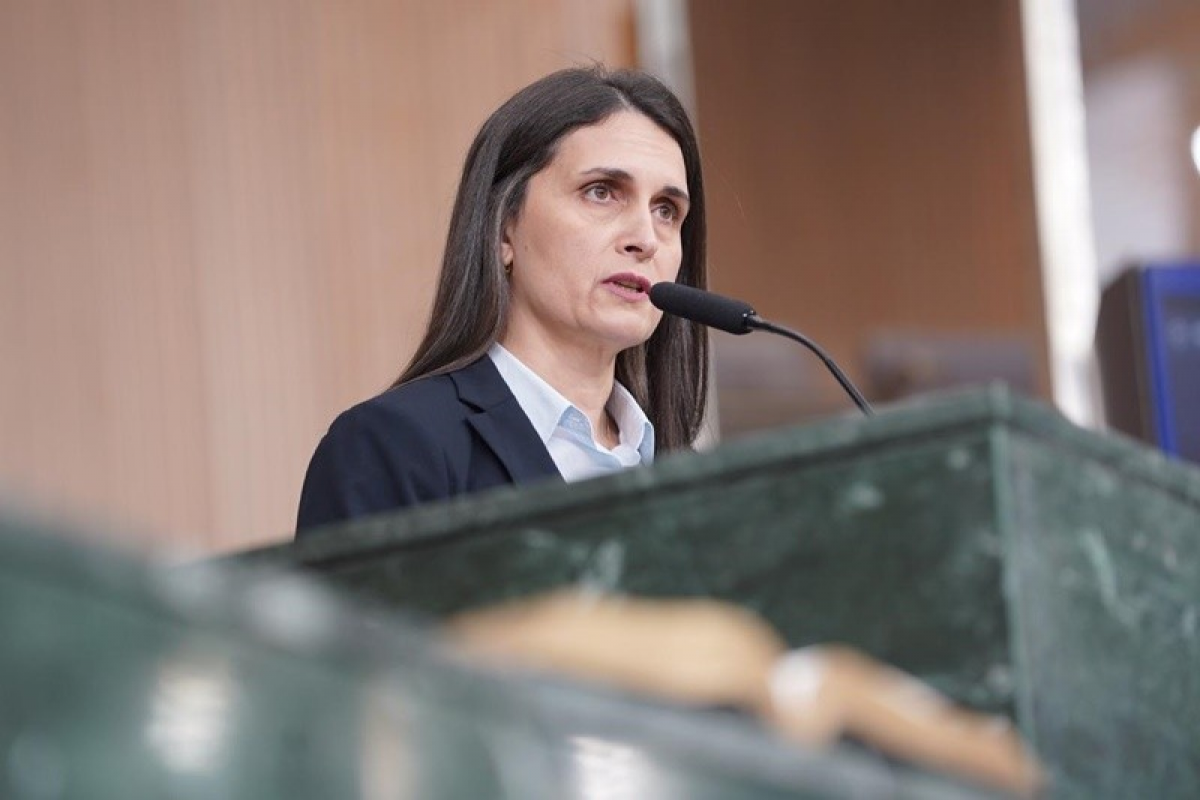 Vivian Naves desmente boatos e diz que buscará a reeleição em 2026