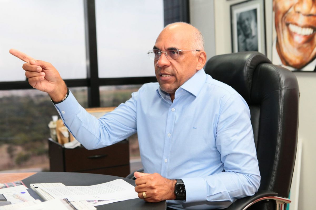 Rogério Cruz deixou a Prefeitura de Goiânia em colapso digital, diz secretário   