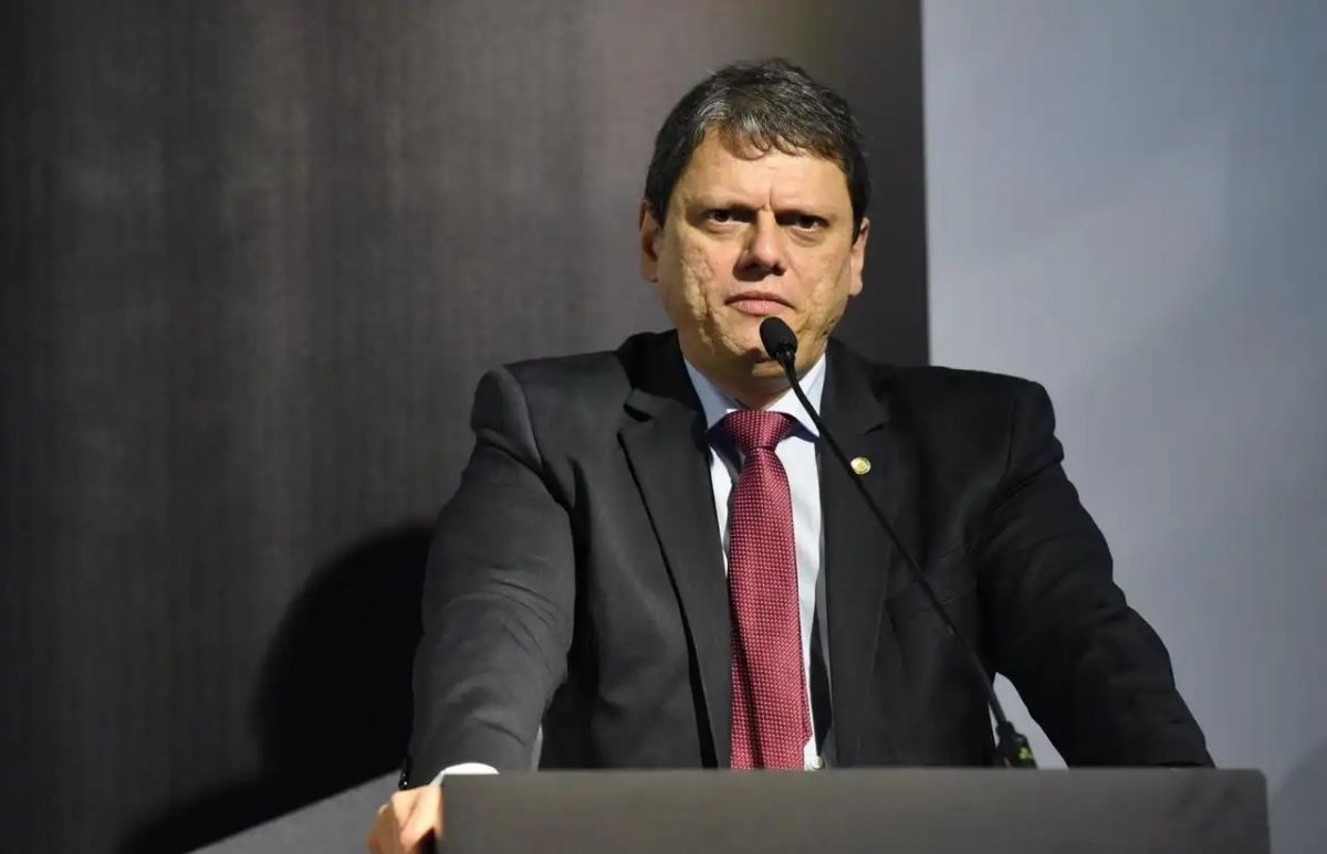 Tarcísio corta repasses estaduais à Casa Hope, que cuida de crianças com câncer em SP