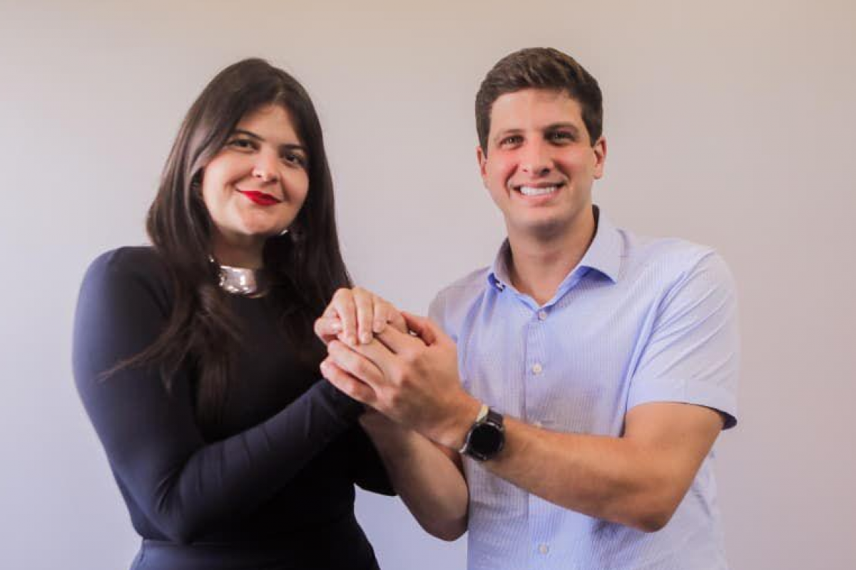 Anúncio da ida de Aava Santiago para o PSB tem sabor agridoce para o PSDB