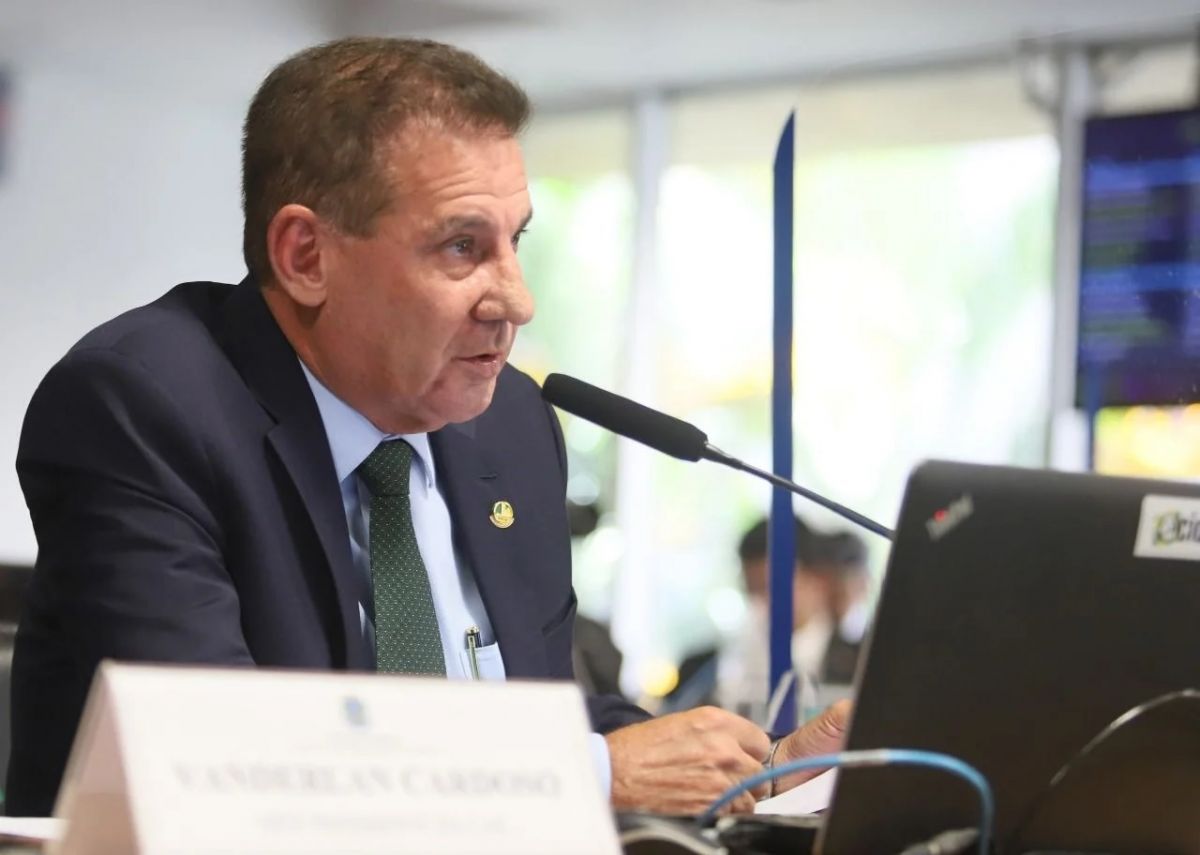 Após fracasso em Goiânia, Vanderlan sinaliza retorno a Senador Canedo