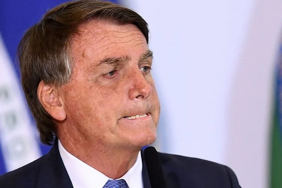 Bolsonaro deve bancar Vitor Hugo ou Gayer ao Senado na chapa de Daniel e Gracinha