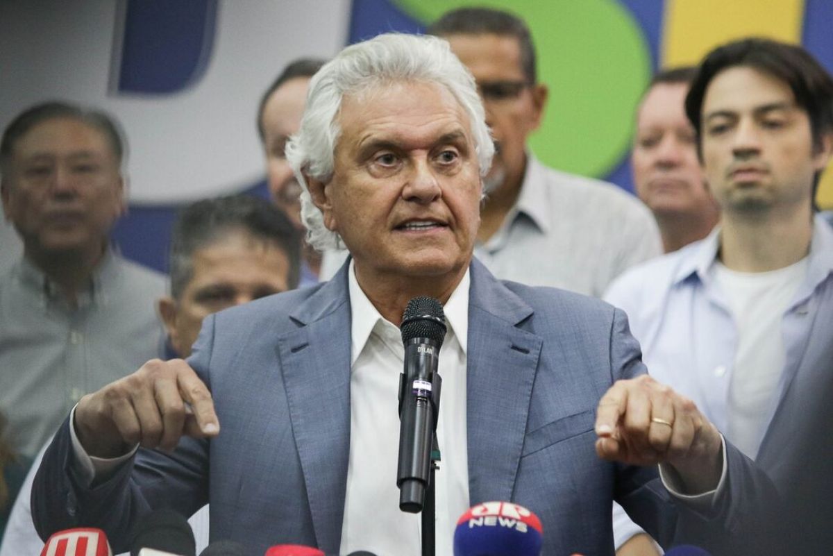 Caiado registra avanço nas redes sociais após críticas a Flávio Bolonaro