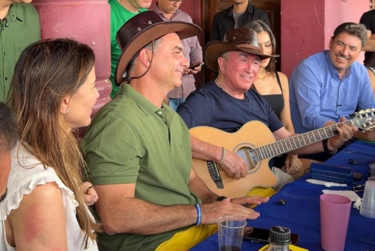 Enquanto o país trabalha, Wilder Morais participa de almoço e roda de viola em Goiás