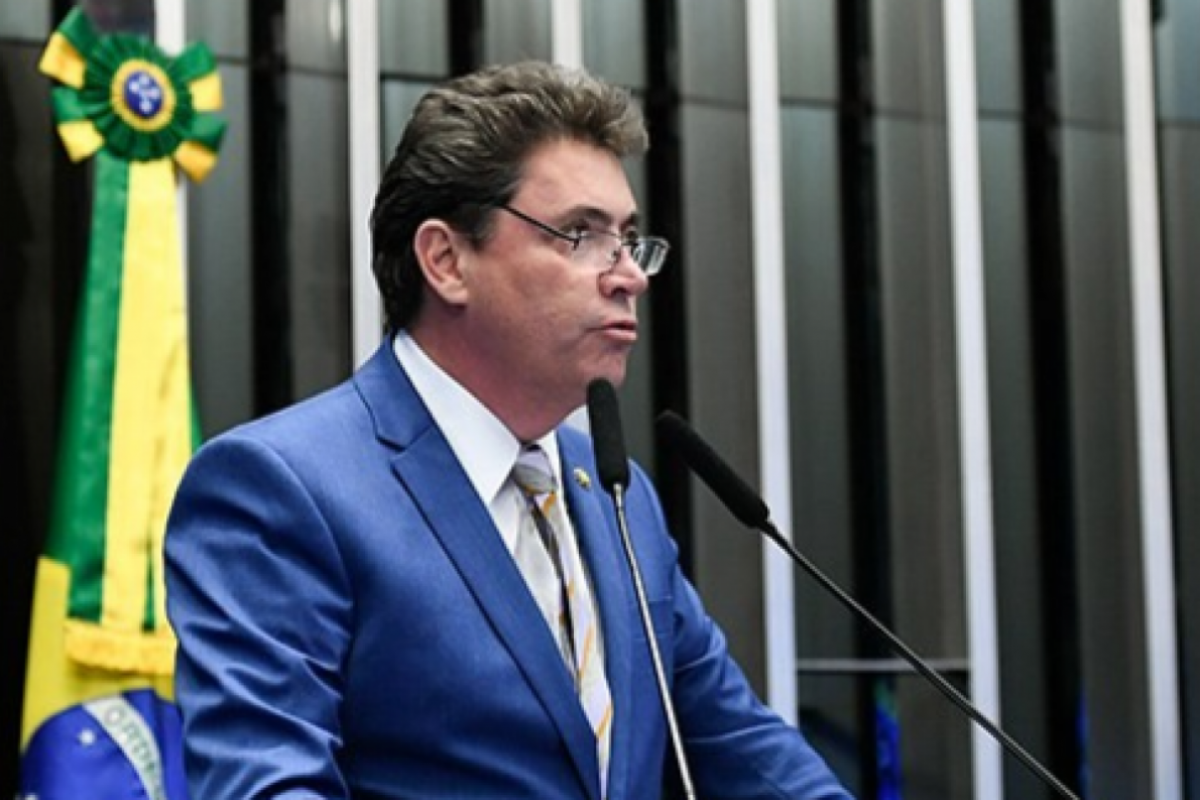 Wilder Morais adere a discurso pró-Trump e fica contra produtores goianos