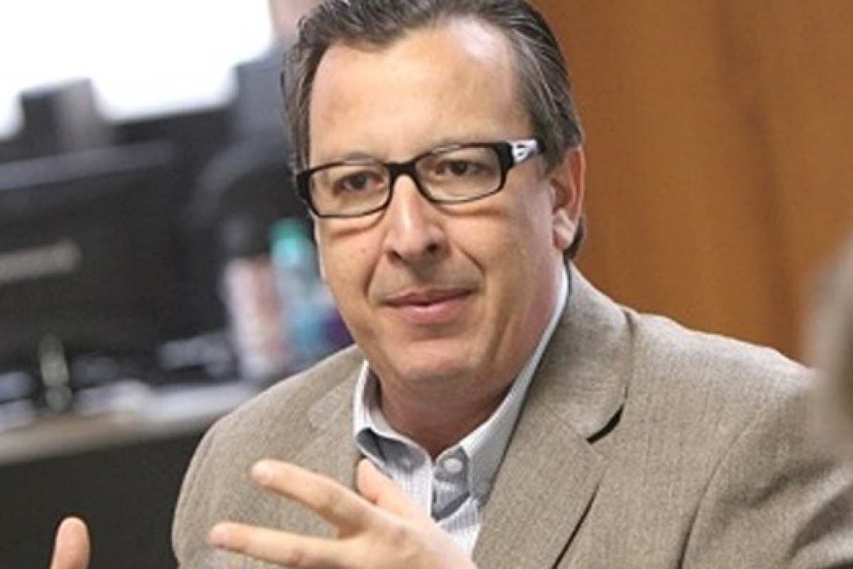 Debandada no DC leva pré-candidatos ao Mobiliza e expõe crise interna em Goiás