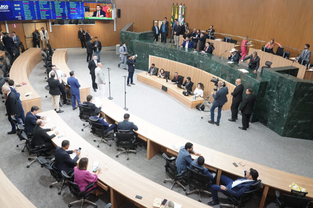 Alego gasta R$ 4,4 milhões em auxílios a deputados no 1º semestre